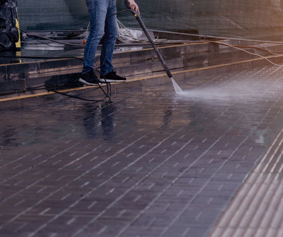 What is involved in obtaining an obligation-free sanitation cleaning quote?